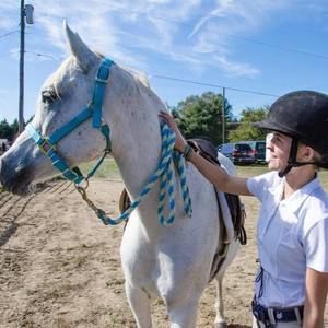 Meet your Posher, Elena